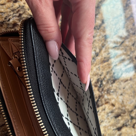 Kate Spade - Picture 4 of 7